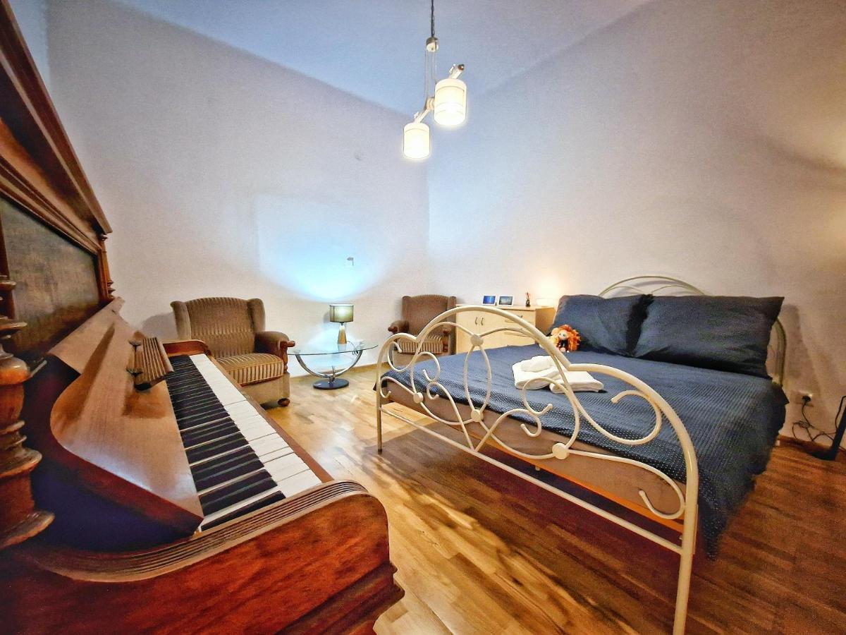 Apartament Beatrice プシェムィシル エクステリア 写真